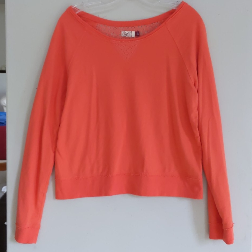 Darling light sweatshirt. Melon